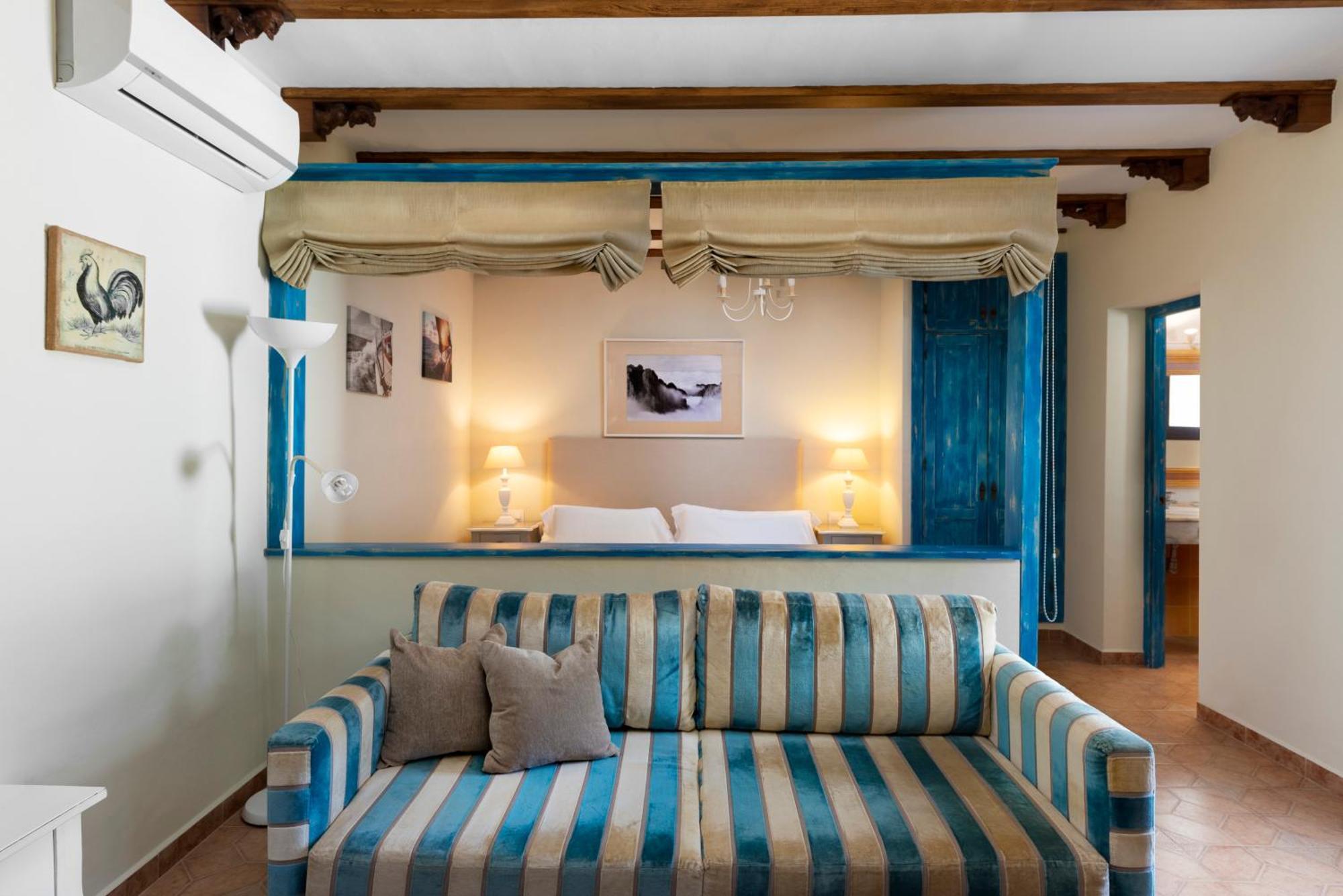 Suites Cortijo Fontanilla كونيل ذي لا فرونتيرا المظهر الخارجي الصورة