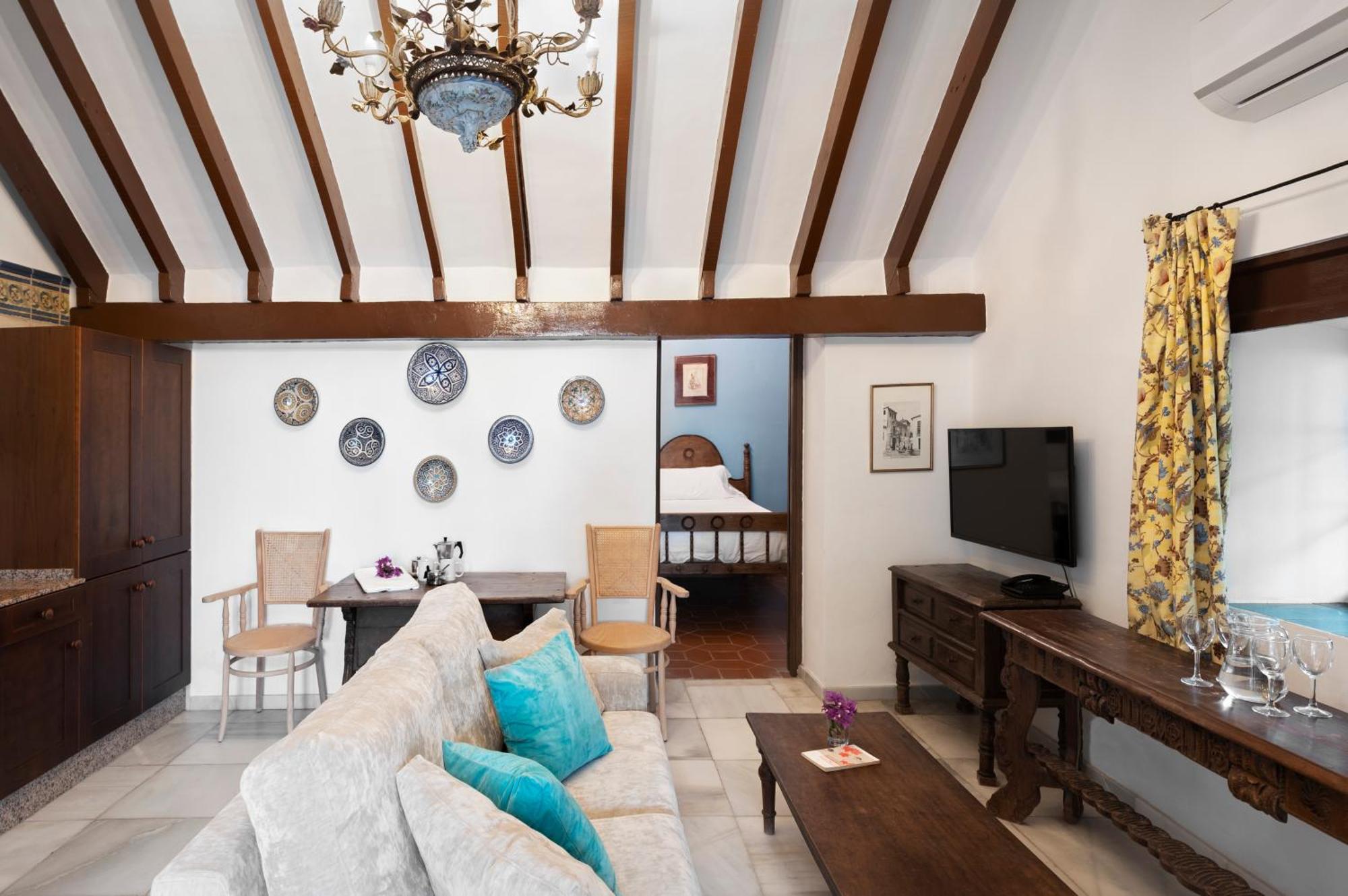 Suites Cortijo Fontanilla كونيل ذي لا فرونتيرا المظهر الخارجي الصورة